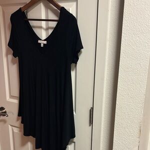 Elegant Black V-Neck Blouse